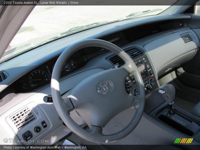 Lunar Mist Metallic / Stone 2003 Toyota Avalon XL