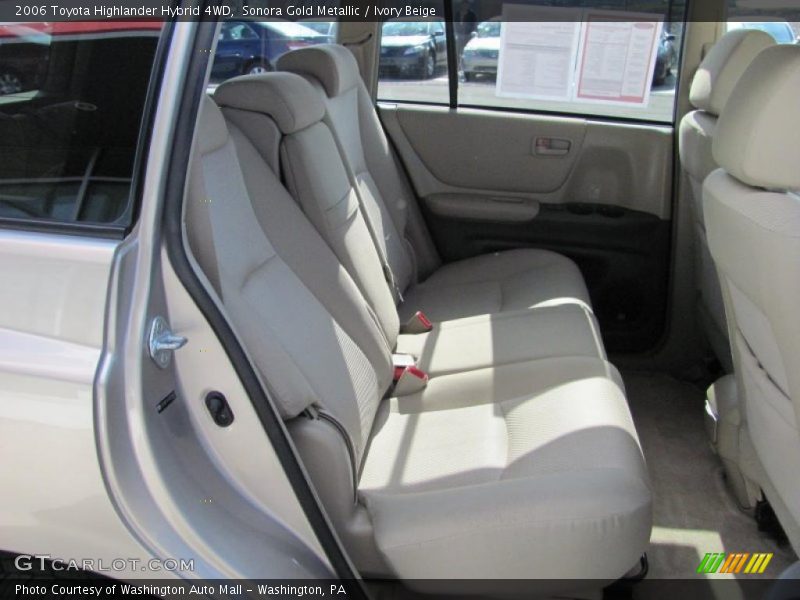Sonora Gold Metallic / Ivory Beige 2006 Toyota Highlander Hybrid 4WD