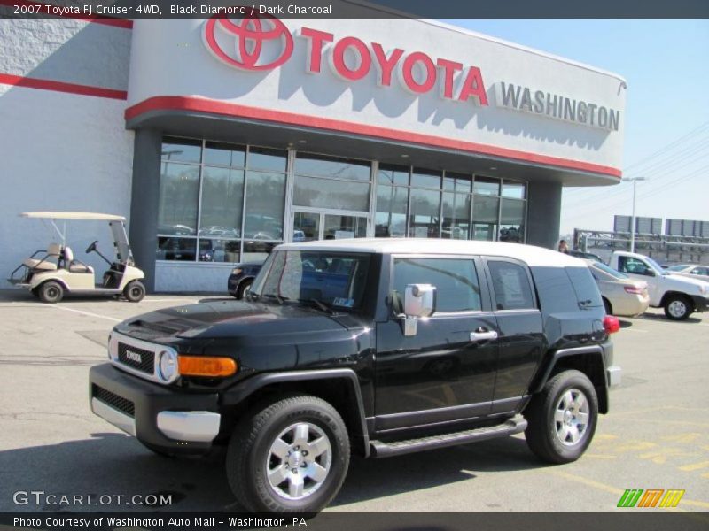 Black Diamond / Dark Charcoal 2007 Toyota FJ Cruiser 4WD