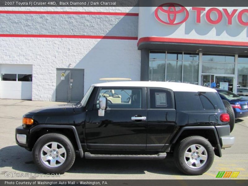 Black Diamond / Dark Charcoal 2007 Toyota FJ Cruiser 4WD