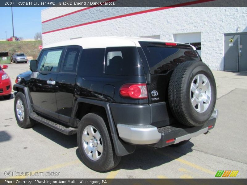Black Diamond / Dark Charcoal 2007 Toyota FJ Cruiser 4WD