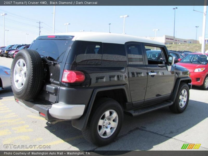 Black Diamond / Dark Charcoal 2007 Toyota FJ Cruiser 4WD