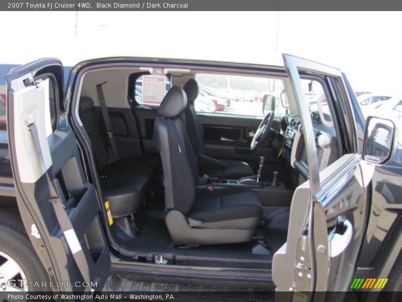 Black Diamond / Dark Charcoal 2007 Toyota FJ Cruiser 4WD