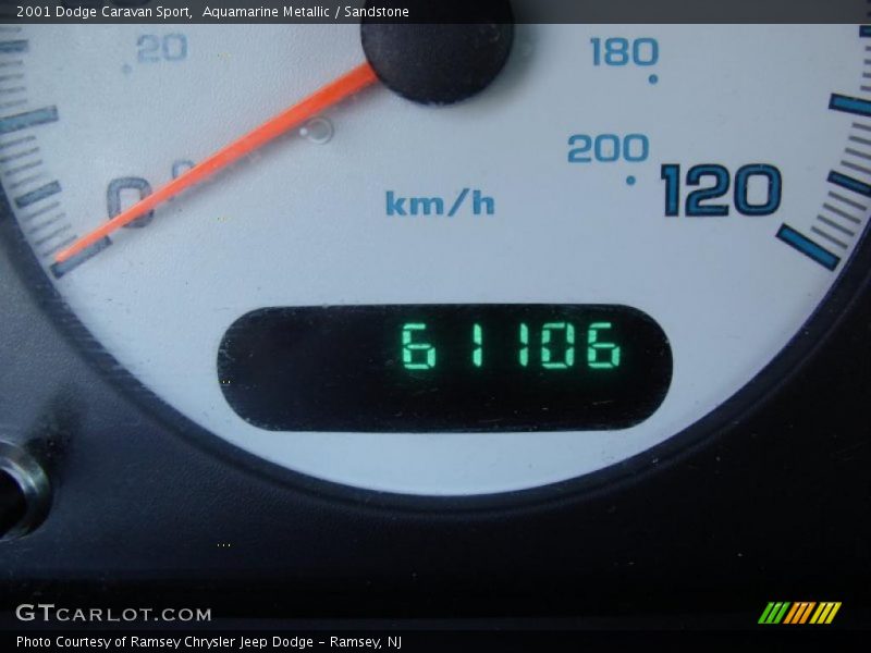 Aquamarine Metallic / Sandstone 2001 Dodge Caravan Sport