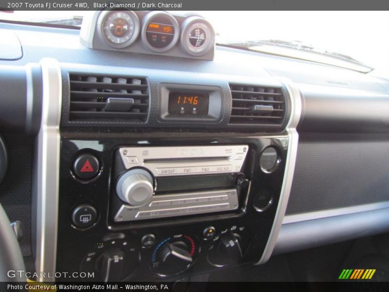 Black Diamond / Dark Charcoal 2007 Toyota FJ Cruiser 4WD