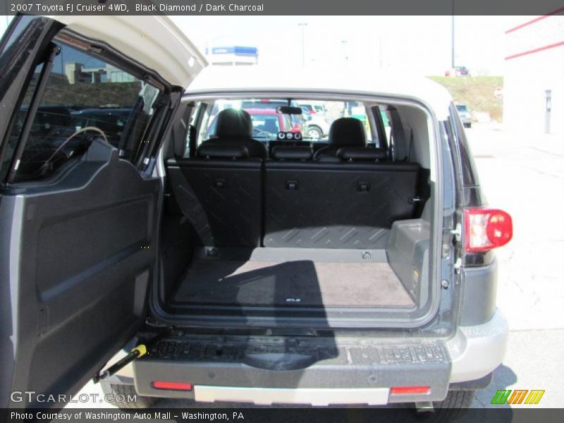 Black Diamond / Dark Charcoal 2007 Toyota FJ Cruiser 4WD