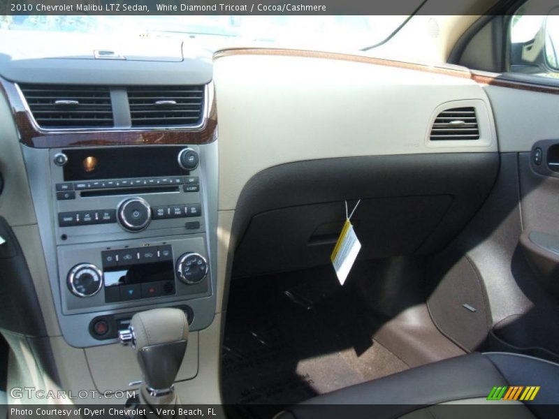 White Diamond Tricoat / Cocoa/Cashmere 2010 Chevrolet Malibu LTZ Sedan