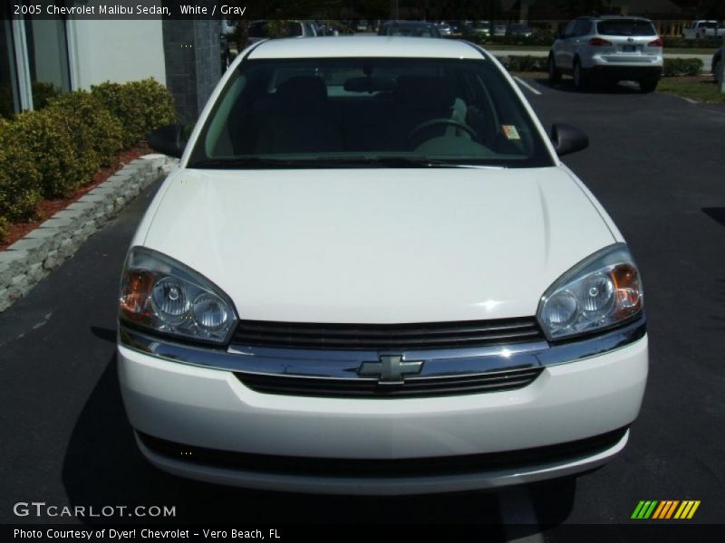 White / Gray 2005 Chevrolet Malibu Sedan