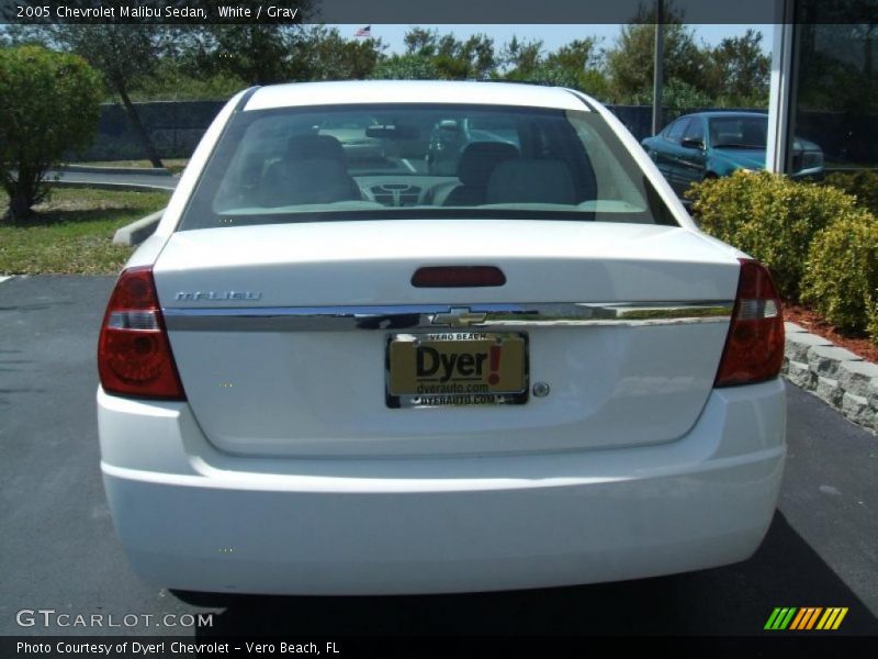 White / Gray 2005 Chevrolet Malibu Sedan