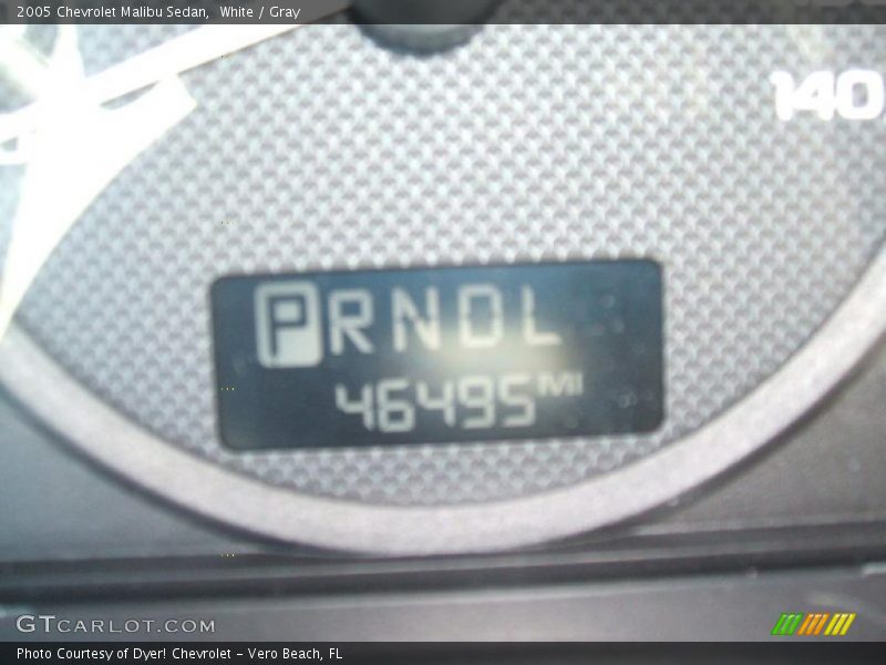 White / Gray 2005 Chevrolet Malibu Sedan