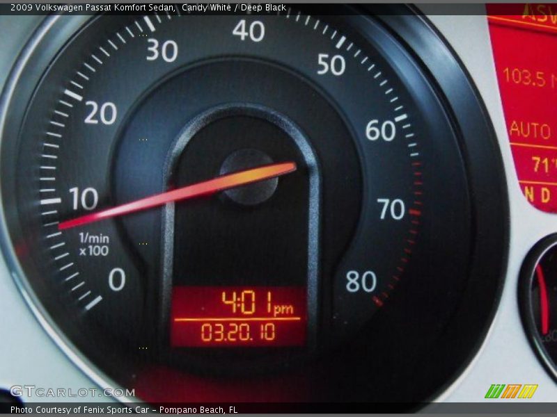 Candy White / Deep Black 2009 Volkswagen Passat Komfort Sedan