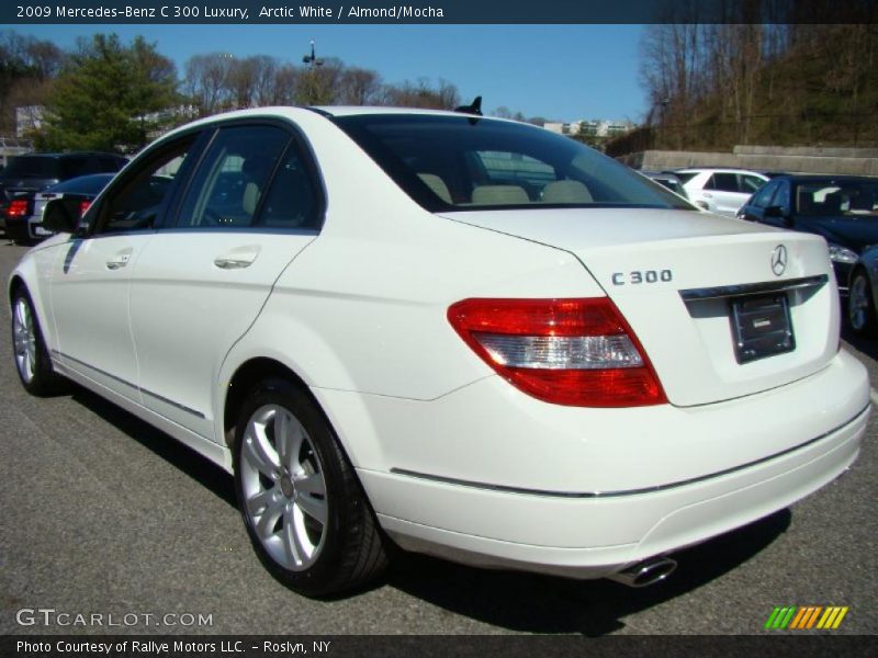 Arctic White / Almond/Mocha 2009 Mercedes-Benz C 300 Luxury