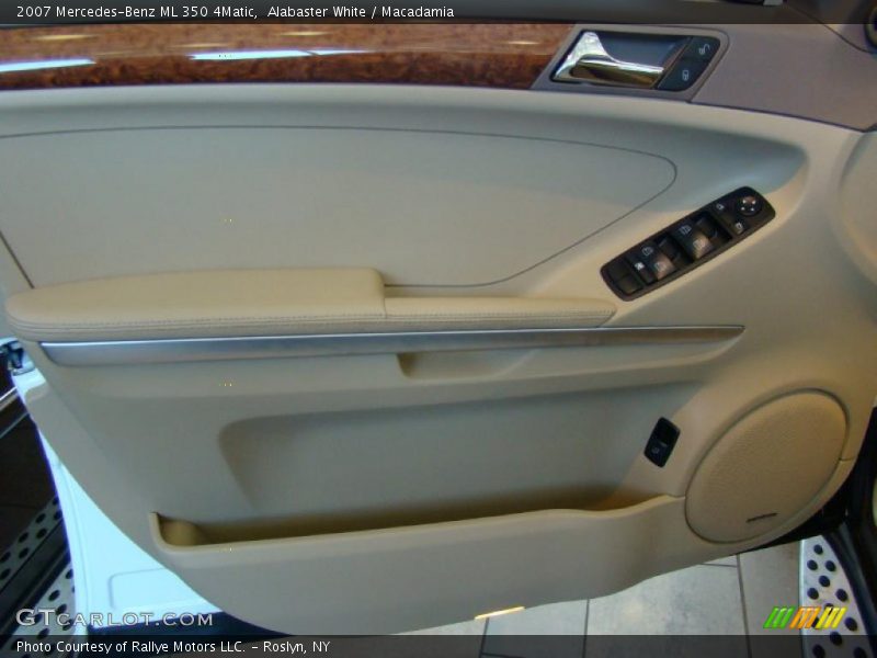 Alabaster White / Macadamia 2007 Mercedes-Benz ML 350 4Matic