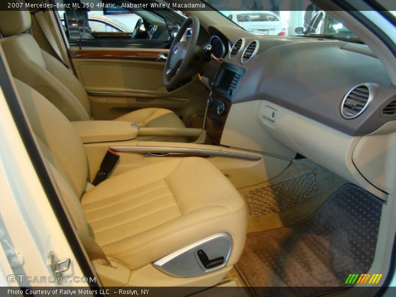 Alabaster White / Macadamia 2007 Mercedes-Benz ML 350 4Matic