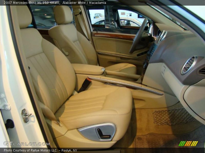 Alabaster White / Macadamia 2007 Mercedes-Benz ML 350 4Matic