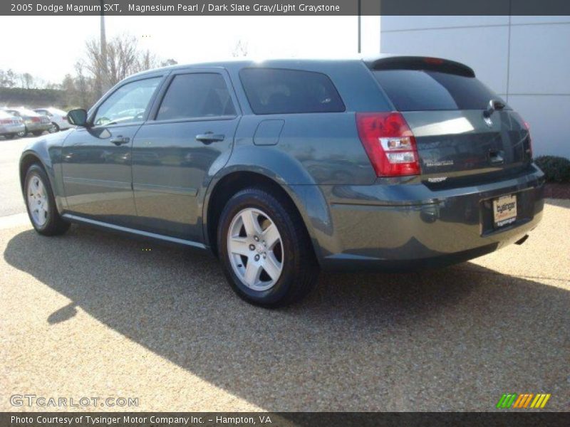 Magnesium Pearl / Dark Slate Gray/Light Graystone 2005 Dodge Magnum SXT