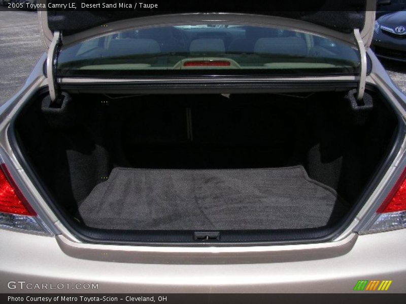 Desert Sand Mica / Taupe 2005 Toyota Camry LE