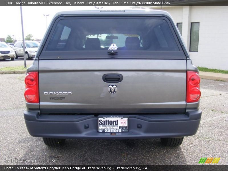 Mineral Gray Metallic / Dark Slate Gray/Medium Slate Gray 2008 Dodge Dakota SXT Extended Cab