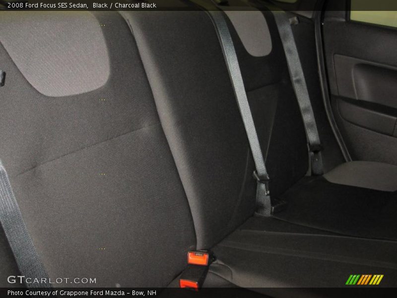 Black / Charcoal Black 2008 Ford Focus SES Sedan