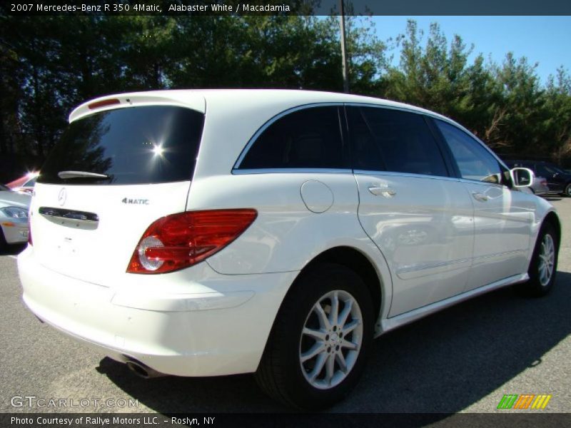 Alabaster White / Macadamia 2007 Mercedes-Benz R 350 4Matic