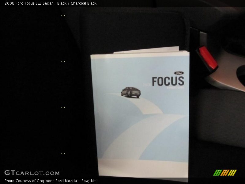 Black / Charcoal Black 2008 Ford Focus SES Sedan