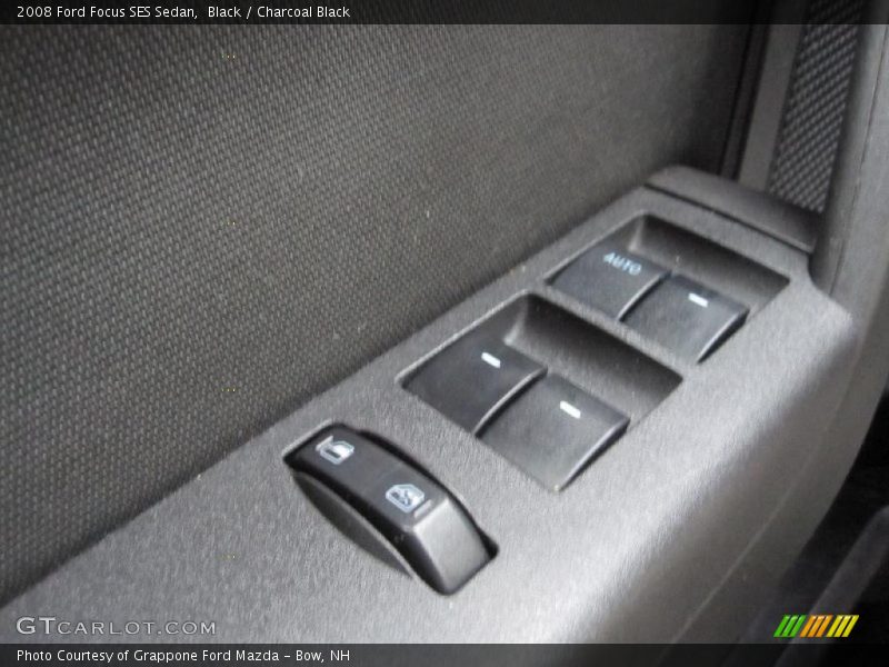 Black / Charcoal Black 2008 Ford Focus SES Sedan