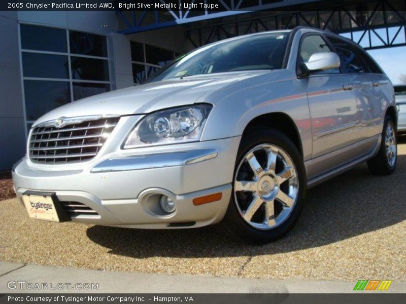 Bright Silver Metallic / Light Taupe 2005 Chrysler Pacifica Limited AWD