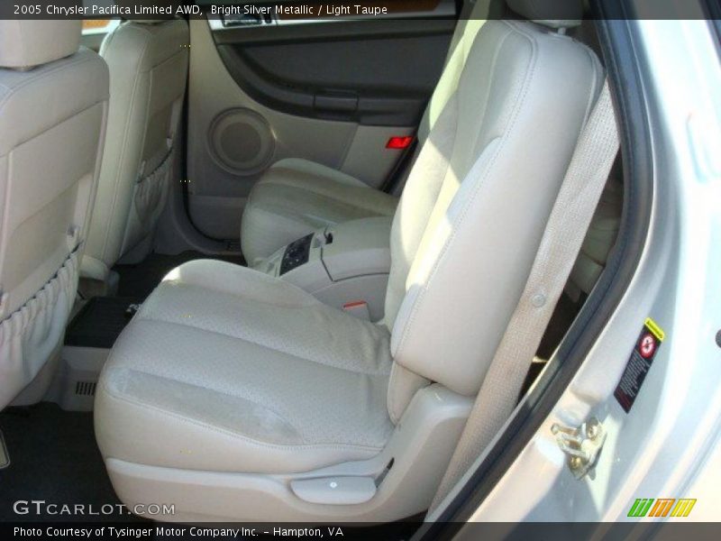 Bright Silver Metallic / Light Taupe 2005 Chrysler Pacifica Limited AWD