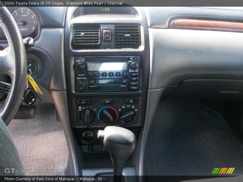 Diamond White Pearl / Charcoal 2000 Toyota Solara SE V6 Coupe