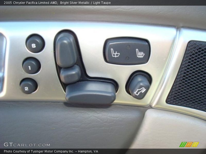 Bright Silver Metallic / Light Taupe 2005 Chrysler Pacifica Limited AWD