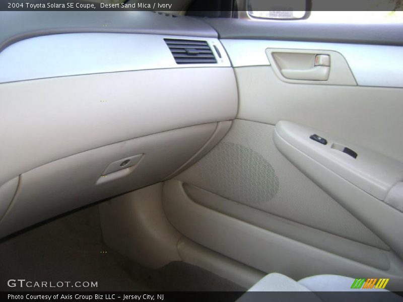 Desert Sand Mica / Ivory 2004 Toyota Solara SE Coupe