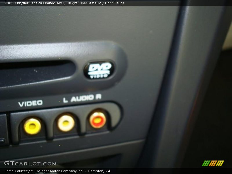 Bright Silver Metallic / Light Taupe 2005 Chrysler Pacifica Limited AWD