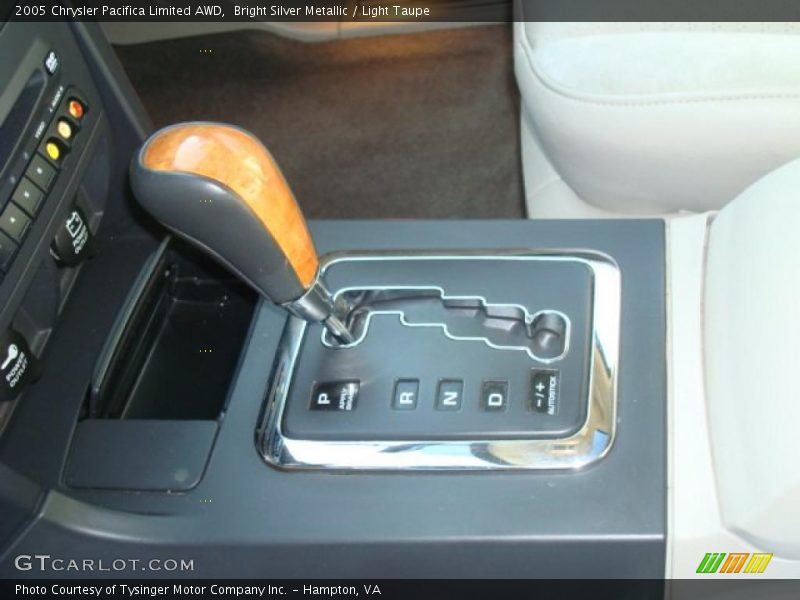 Bright Silver Metallic / Light Taupe 2005 Chrysler Pacifica Limited AWD