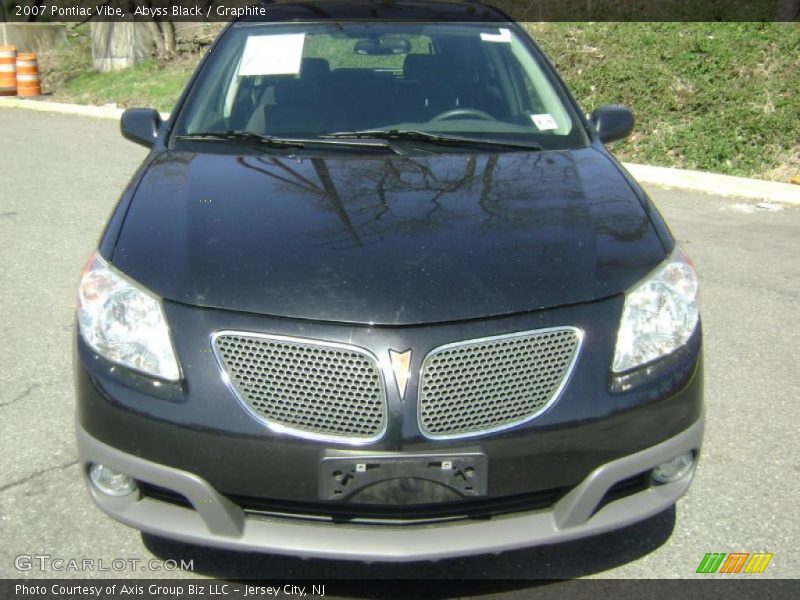 Abyss Black / Graphite 2007 Pontiac Vibe