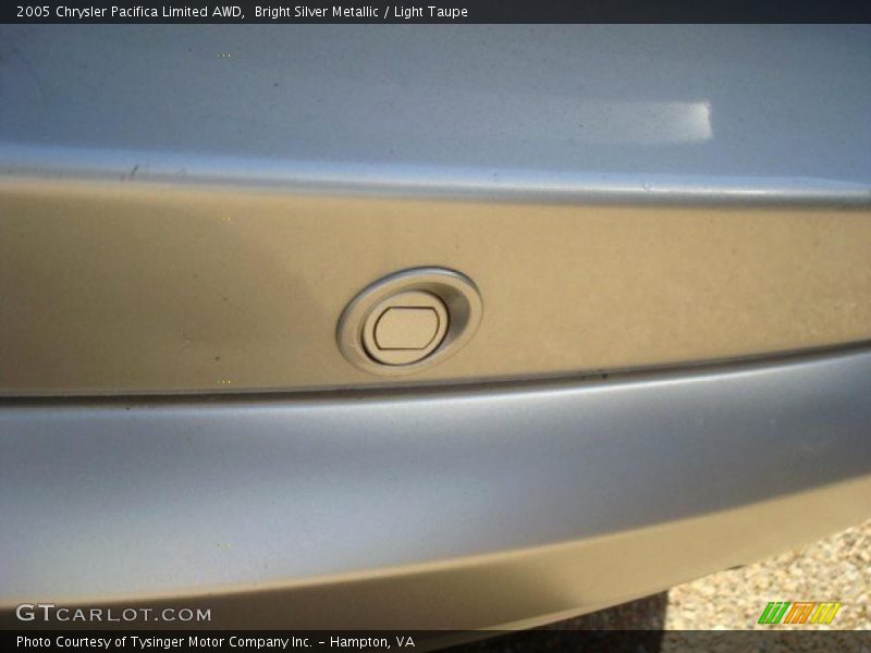 Bright Silver Metallic / Light Taupe 2005 Chrysler Pacifica Limited AWD