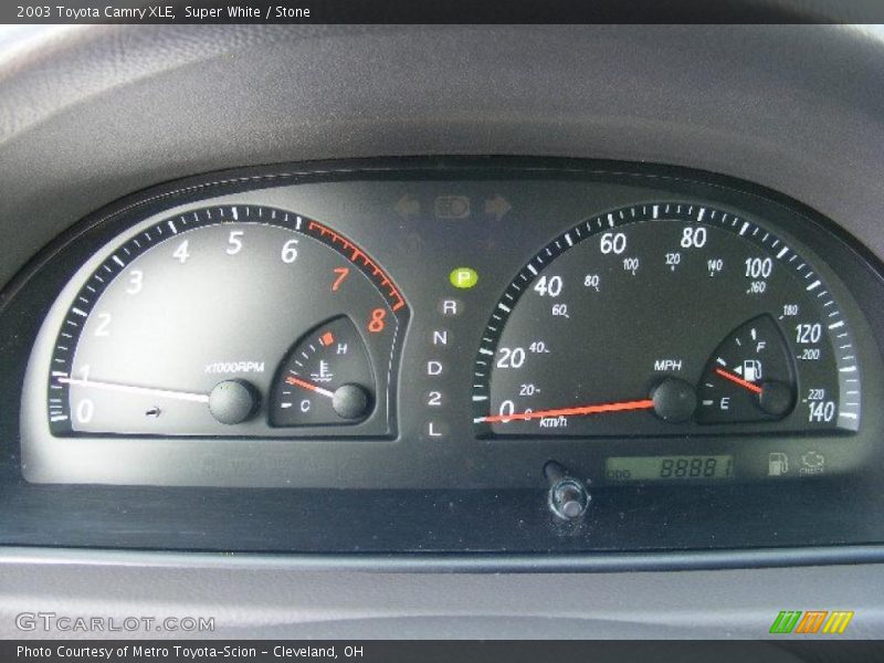 Super White / Stone 2003 Toyota Camry XLE