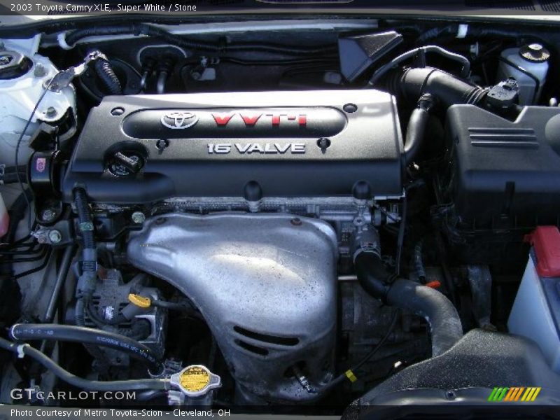Super White / Stone 2003 Toyota Camry XLE
