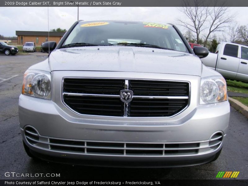 Bright Silver Metallic / Dark Slate Gray 2009 Dodge Caliber SXT