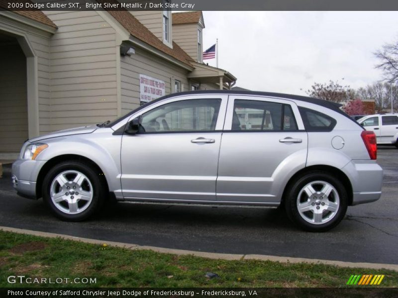 Bright Silver Metallic / Dark Slate Gray 2009 Dodge Caliber SXT