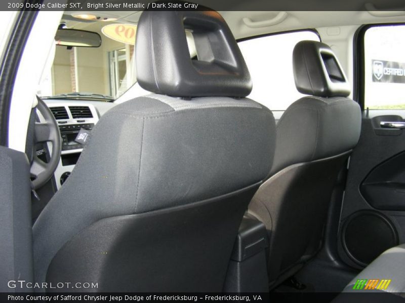 Bright Silver Metallic / Dark Slate Gray 2009 Dodge Caliber SXT
