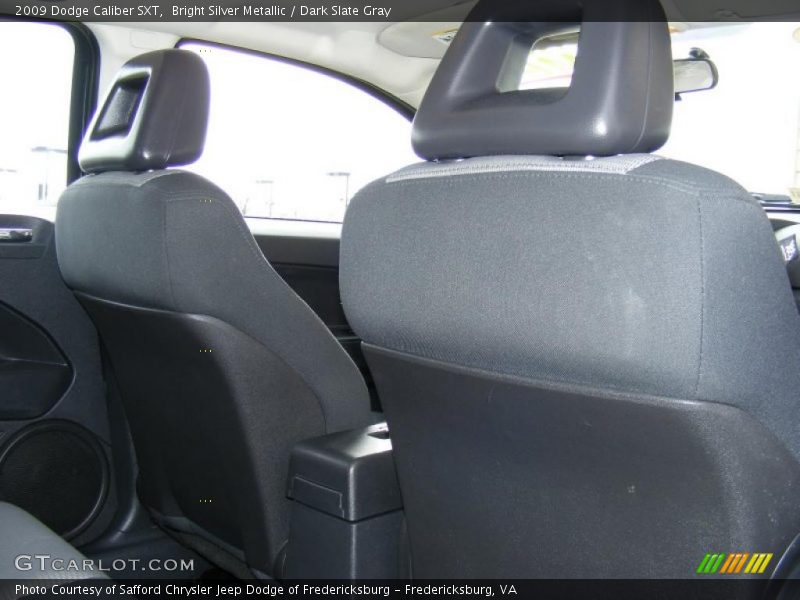 Bright Silver Metallic / Dark Slate Gray 2009 Dodge Caliber SXT