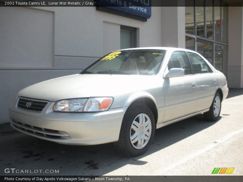 Lunar Mist Metallic / Gray 2001 Toyota Camry LE