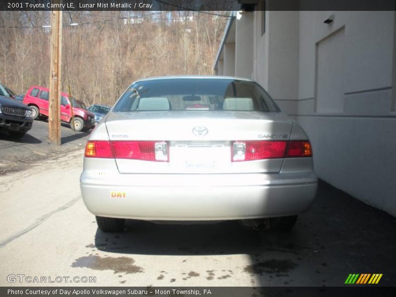 Lunar Mist Metallic / Gray 2001 Toyota Camry LE