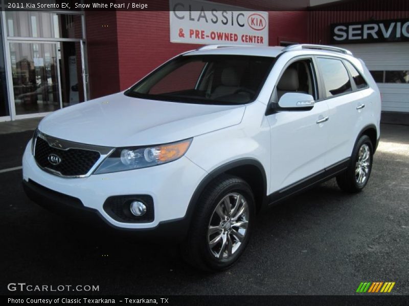 Snow White Pearl / Beige 2011 Kia Sorento EX