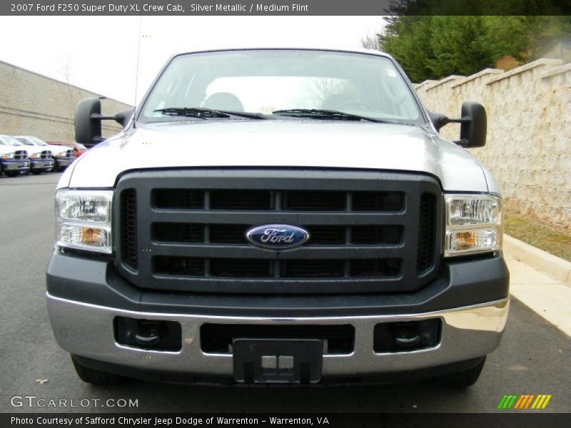 Silver Metallic / Medium Flint 2007 Ford F250 Super Duty XL Crew Cab