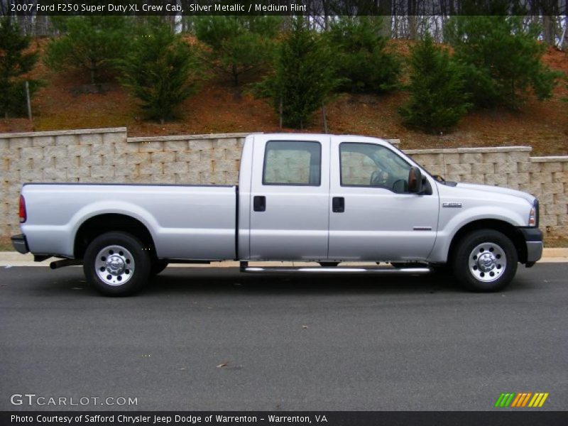 Silver Metallic / Medium Flint 2007 Ford F250 Super Duty XL Crew Cab
