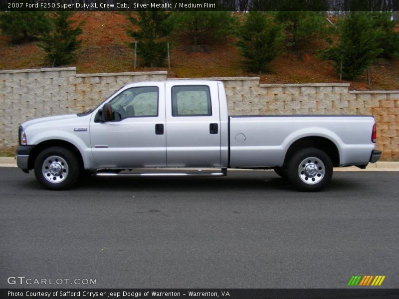 Silver Metallic / Medium Flint 2007 Ford F250 Super Duty XL Crew Cab