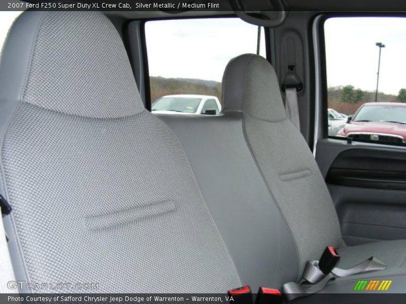 Silver Metallic / Medium Flint 2007 Ford F250 Super Duty XL Crew Cab