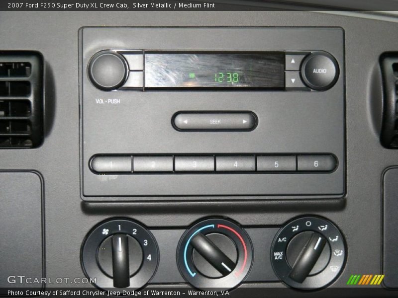 Silver Metallic / Medium Flint 2007 Ford F250 Super Duty XL Crew Cab