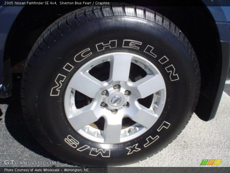 Silverton Blue Pearl / Graphite 2005 Nissan Pathfinder SE 4x4